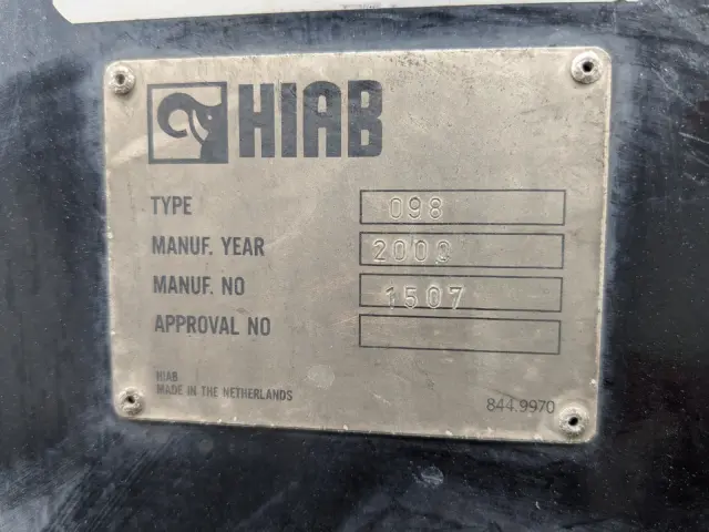 日野 レンジャー ADG-FE7JLWA(2WD)の写真21