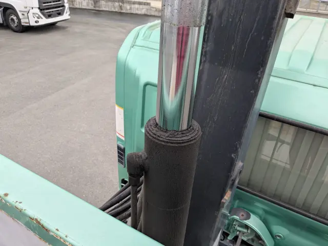 日野 レンジャー ADG-FE7JLWA(2WD)の写真24