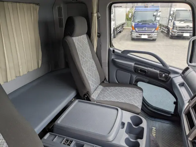 日野 レンジャー ADG-FE7JLWA(2WD)の写真34