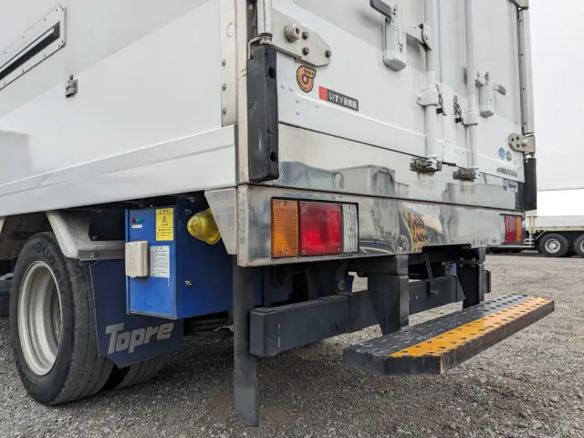 いすゞ エルフ TPG-NMR85AN(2WD)の写真8