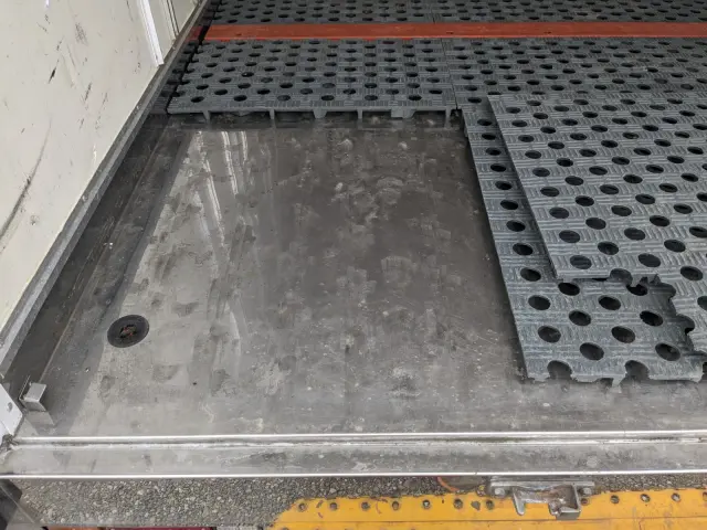 いすゞ エルフ TPG-NMR85AN(2WD)の写真13