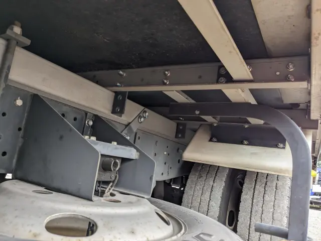 いすゞ エルフ TPG-NMR85AN(2WD)の写真24