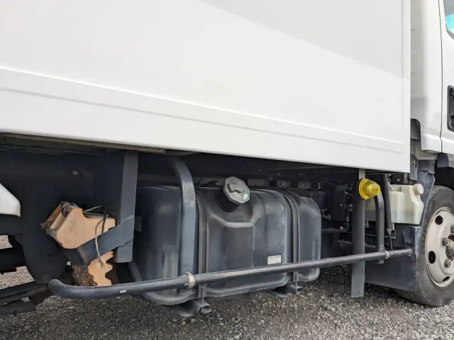 いすゞ エルフ TPG-NMR85AN(2WD)の写真32