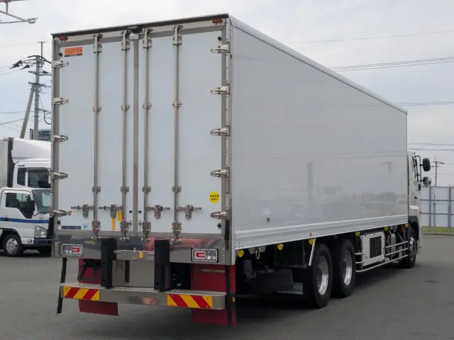 日野 プロフィア 2DG-FR1AHC(6x2)の写真5