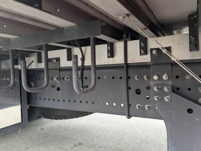 日野 プロフィア 2DG-FR1AHC(6x2)の写真10