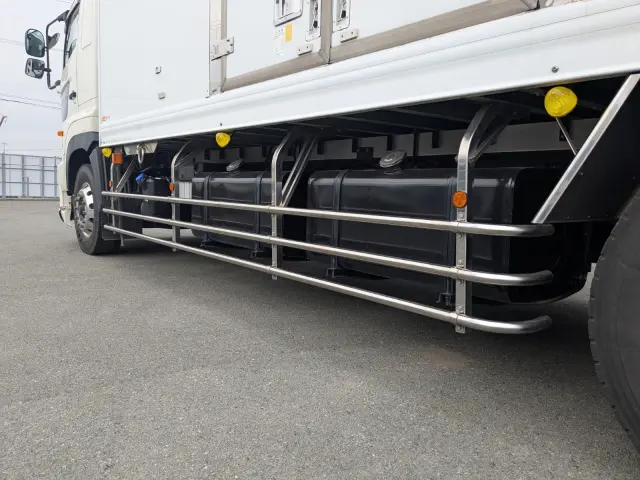日野 プロフィア 2DG-FR1AHC(6x2)の写真14