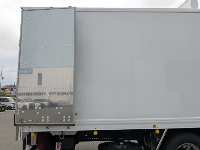 日野 プロフィア 2DG-FR1AHC(6x2)の写真17