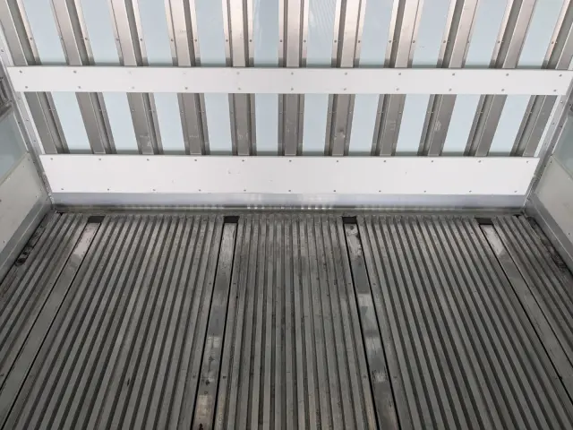 日野 プロフィア 2DG-FR1AHC(6x2)の写真25