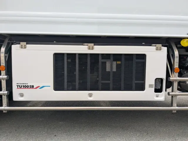 日野 プロフィア 2DG-FR1AHC(6x2)の写真32