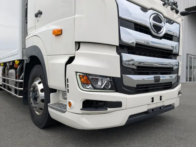 日野 プロフィア 2DG-FR1AHC(6x2)の写真47