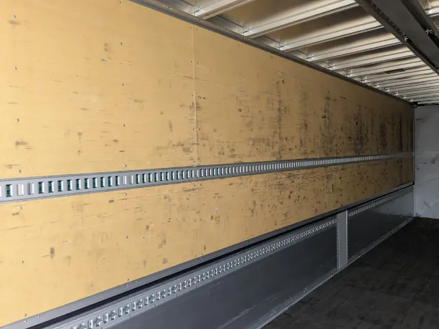 いすゞ ギガ 2PG-CYJ77C(8x4)の写真28