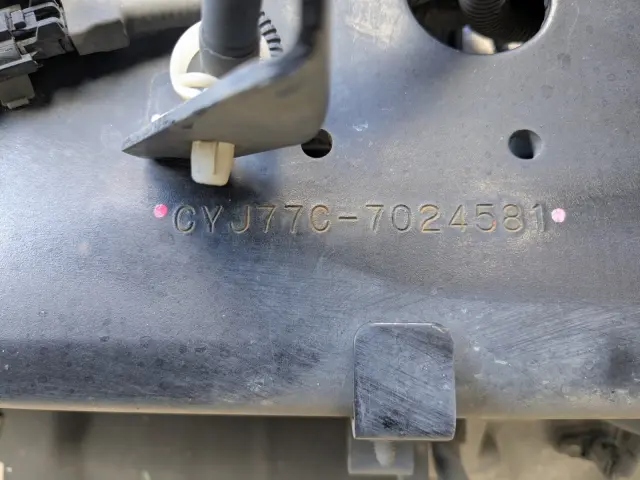 いすゞ ギガ 2PG-CYJ77C(8x4)の写真38