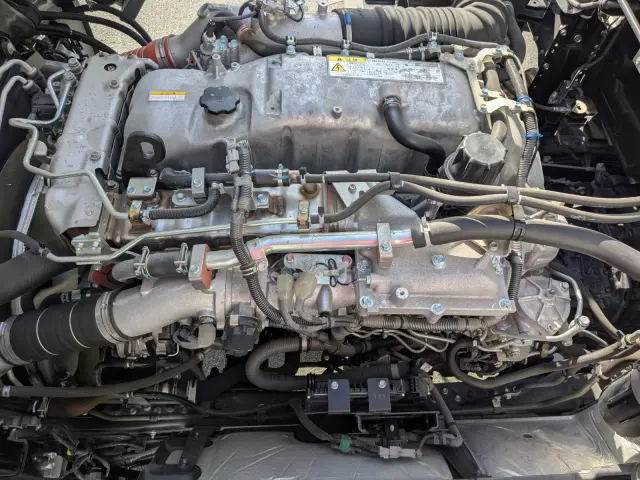 いすゞ ギガ 2PG-CYJ77C(8x4)の写真39