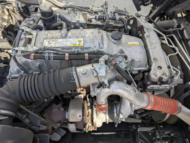 いすゞ ギガ 2PG-CYJ77C(8x4)の写真42