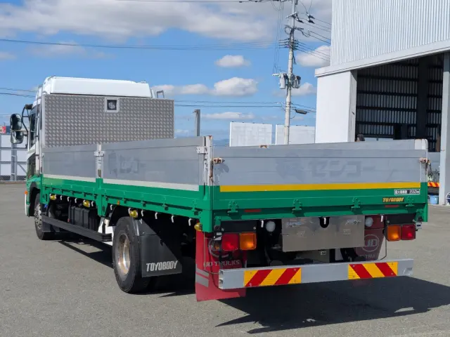 UD コンドル TKG-MK38L(2WD)の写真4