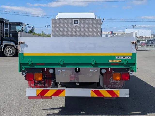 UD コンドル TKG-MK38L(2WD)の写真8