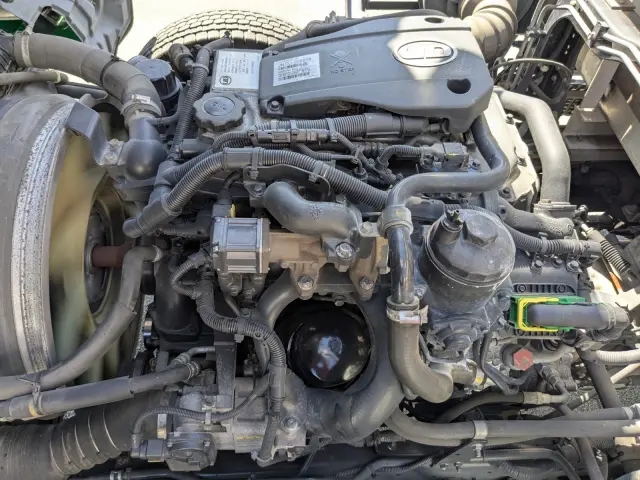 UD コンドル TKG-MK38L(2WD)の写真27