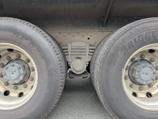 三菱 スーパーグレート QKG-FV50VX(6x4)の写真10