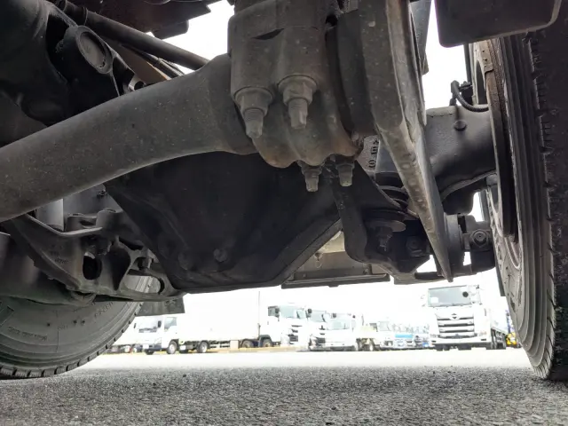 日野 プロフィア QKG-SH1EDAG(2WD)の写真10