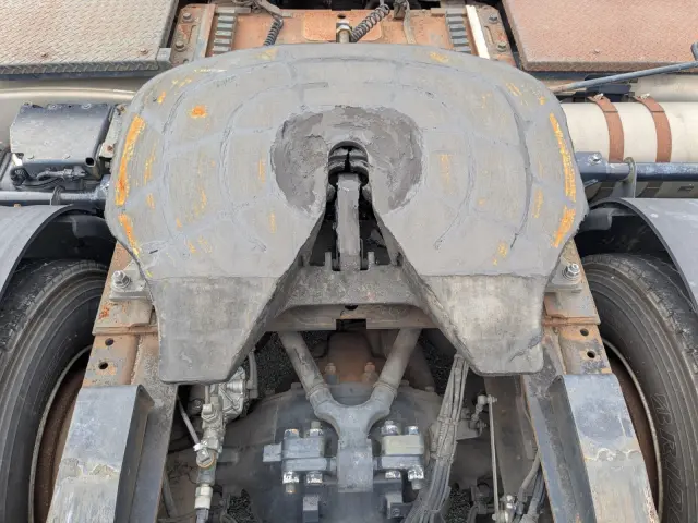 日野 プロフィア QKG-SH1EDAG(2WD)の写真16