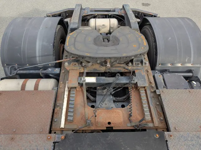 日野 プロフィア QKG-SH1EDAG(2WD)の写真21