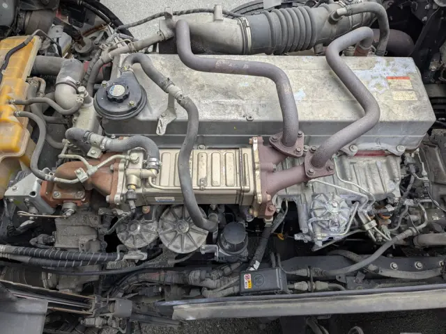 日野 プロフィア QKG-SH1EDAG(2WD)の写真24