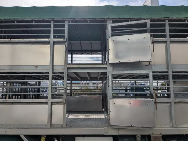 日野 レンジャー LDG-FG8JMAA(2WD)の写真16