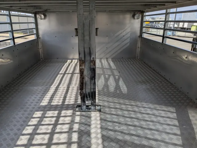 日野 レンジャー LDG-FG8JMAA(2WD)の写真24