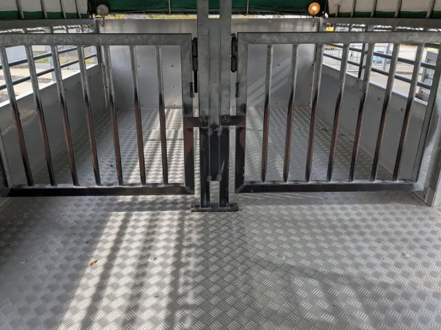 日野 レンジャー LDG-FG8JMAA(2WD)の写真30