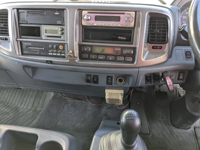 日野 レンジャー BDG-FE8JLWA(2WD)の写真34