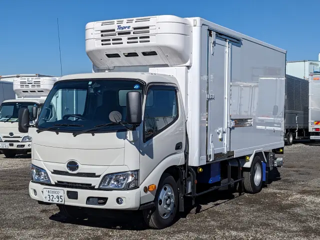 日野 デュトロ 2RG-XZU655M(2WD)の写真1