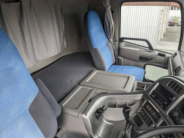 UD クオン PKG-CW4YL(6x4)の写真32