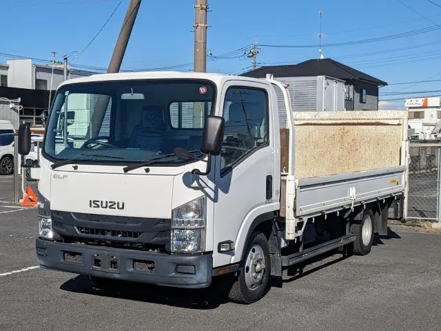 いすゞ エルフ TPG-NPR85AR(2WD)の写真1