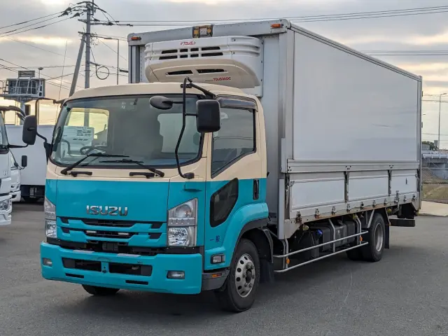 いすゞ フォワード 2PG-FRR90T2(2WD)の写真1