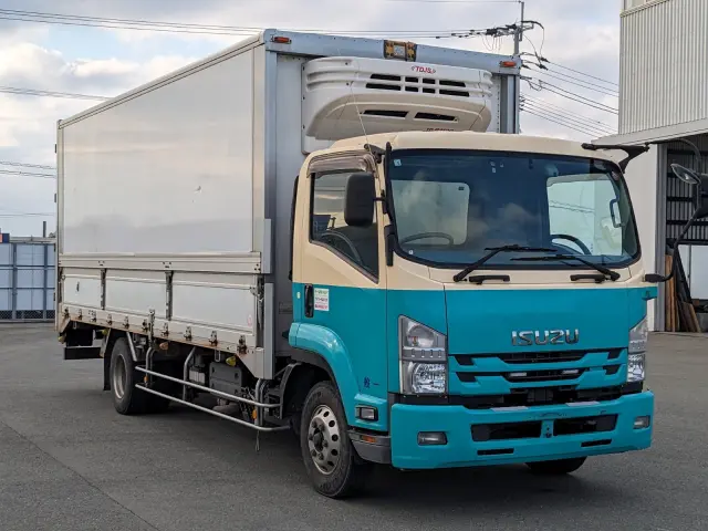 いすゞ フォワード 2PG-FRR90T2(2WD)の写真3