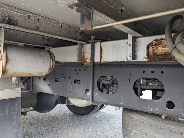 いすゞ フォワード 2PG-FRR90T2(2WD)の写真10