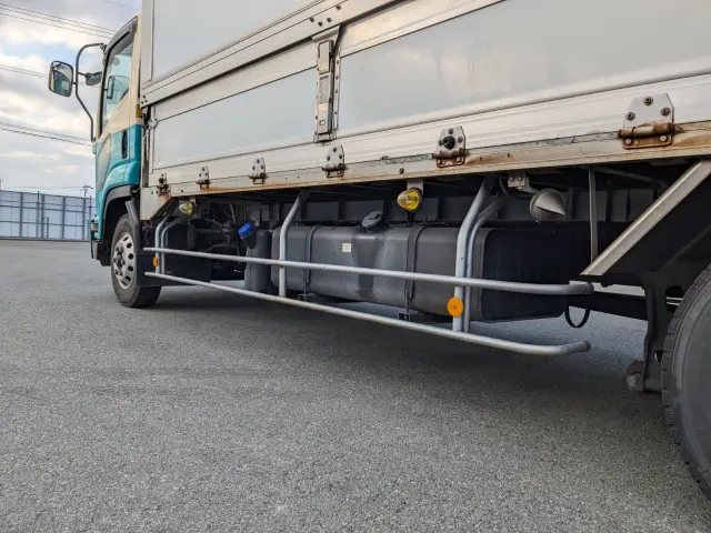 いすゞ フォワード 2PG-FRR90T2(2WD)の写真14