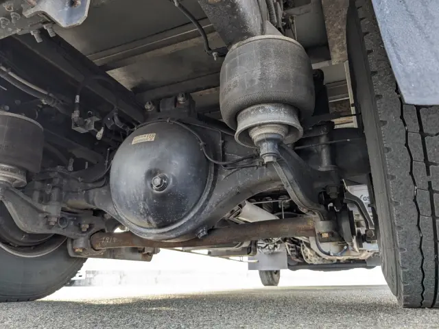 いすゞ フォワード 2PG-FRR90T2(2WD)の写真16