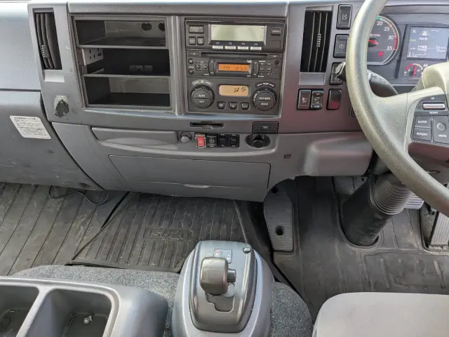 いすゞ フォワード 2PG-FRR90T2(2WD)の写真33