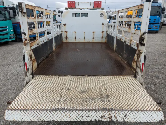 三菱 キャンター TPG-FBA50(2WD)の写真14
