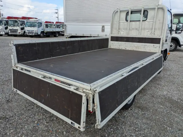 日野 デュトロ TPG-XZC605M(2WD)の写真15