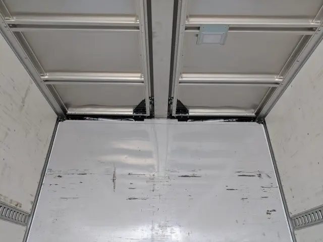 ＵＤ クオン 2PG-CG5CA(8x4)の写真15