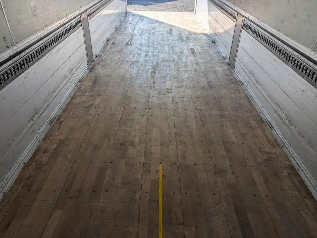 ＵＤ クオン 2PG-CG5CA(8x4)の写真16