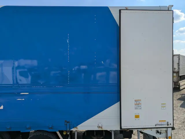 ＵＤ クオン 2PG-CG5CA(8x4)の写真19