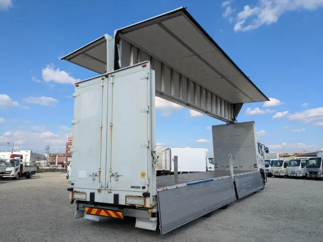 ＵＤ クオン 2PG-CG5CA(8x4)の写真36