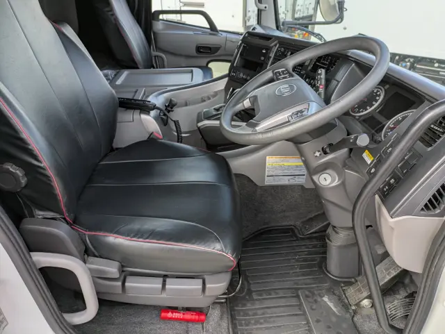 ＵＤ クオン 2PG-CG5CA(8x4)の写真37