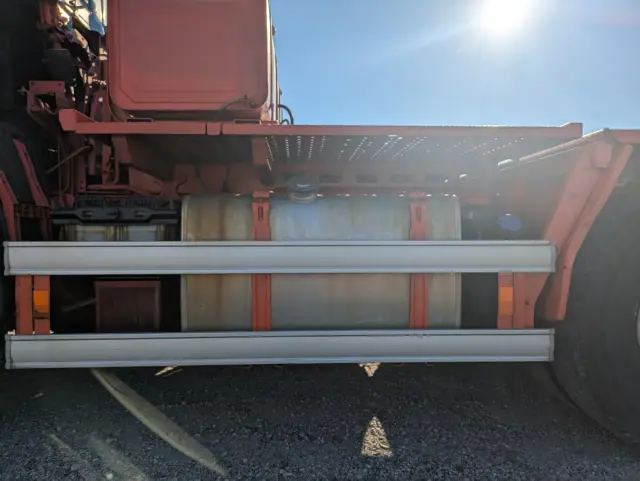 日野 プロフィア 2DG-SS1EKHA(6x4)の写真17