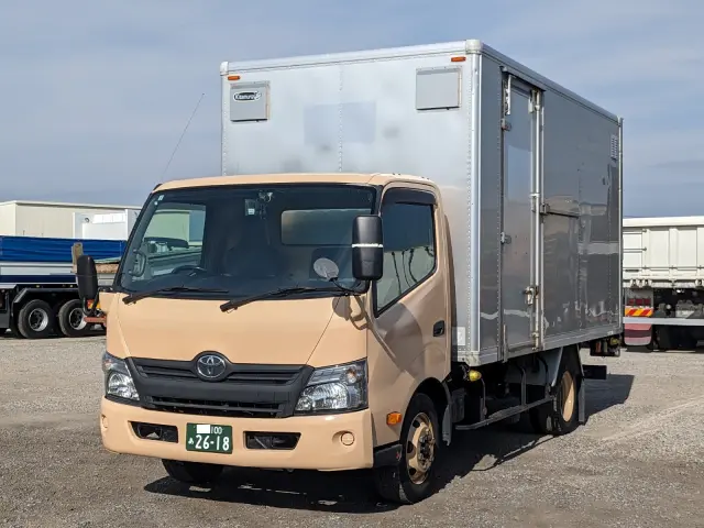 トヨタ ダイナ TKG-XZU710(2WD)の写真1