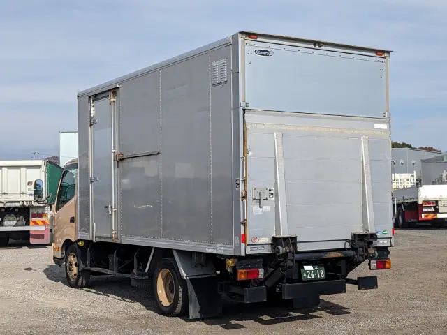 トヨタ ダイナ TKG-XZU710(2WD)の写真4