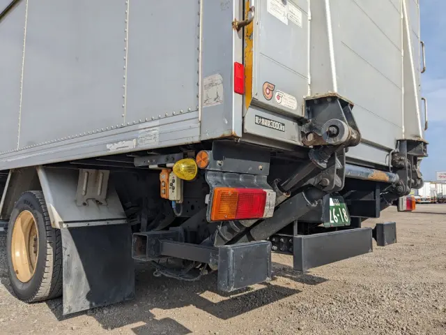 トヨタ ダイナ TKG-XZU710(2WD)の写真8